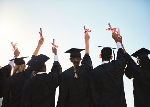 Community involvement, Scholarships for college, community scholarship recipient, community involvement scholarship opportunity, Horst Shewmaker Community Involvement scholarship opportunity.